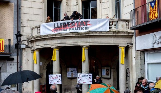 aj-berga-llibertat-presos-politics