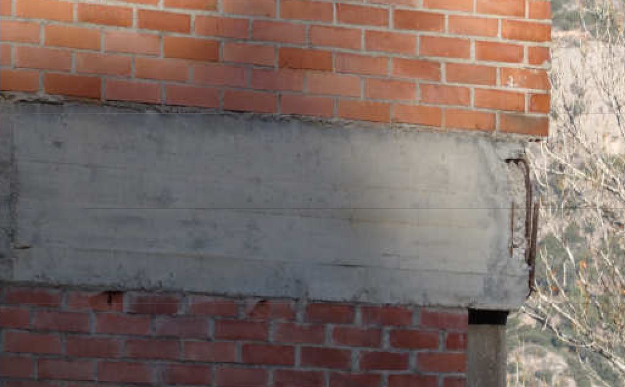 Problemes de despreniments de formigó a l'escola de Santa Eulàlia de Berga