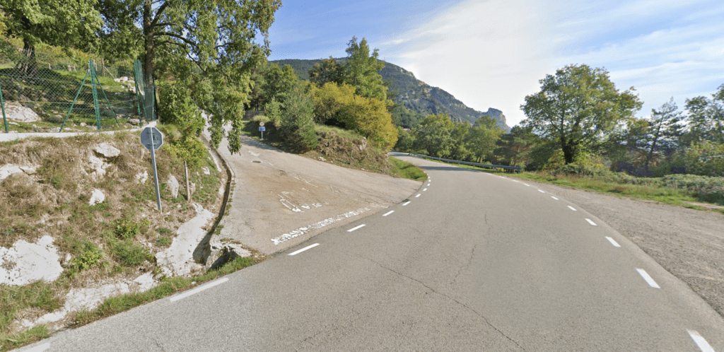 Trencat d'Espinalbet de la carretera BV-4243 (Castellar del Riu)