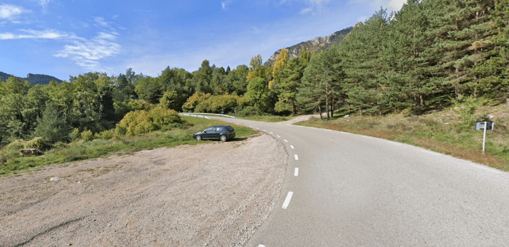 Revolt de la carretera BV-4243, entre el punts quilomètrics 3,040 i 3,270 (Castellar del Riu)