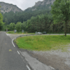 Cruïlla entre la carretera de Queralt (BV-4242) i la dels Rasos (BV-4243), a l'altura de la font Negra