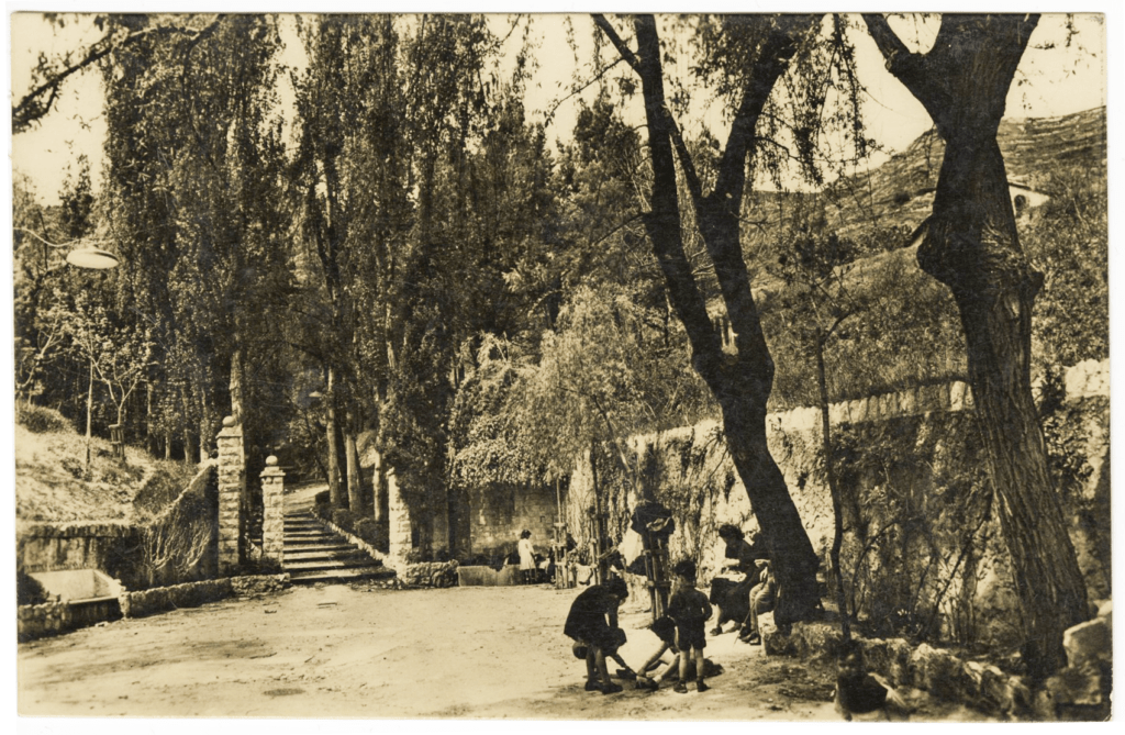 Fonts del Lledó de Berga, anys 40 | Adolf Zerkowitz (col·lecció Plana-Aspachs-Querol/Arxiu Comarcal del Berguedà)