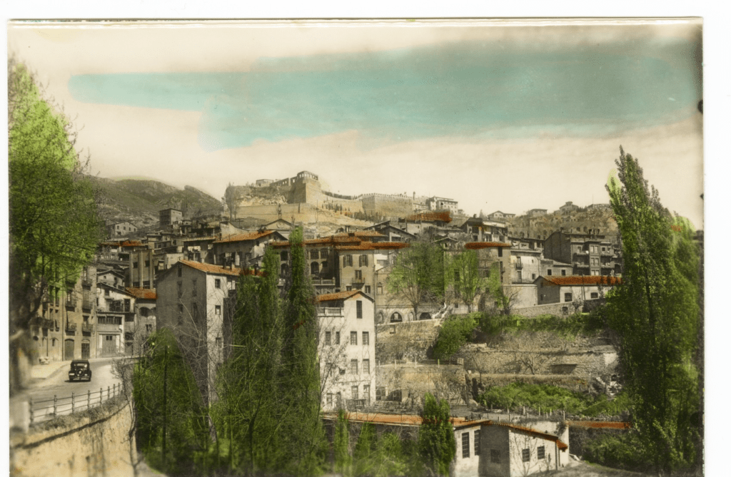 Ronda Moreta de Berga, anys 40 | Adolf Zerkowitz (col·lecció Plana-Aspachs-Querol/Arxiu Comarcal del Berguedà)