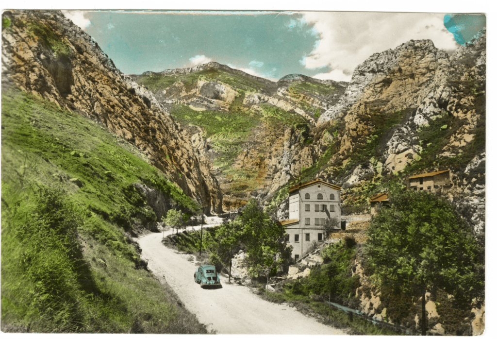 Hotel del Guiu de Berga, anys 40 | Adolf Zerkowitz (col·lecció Plana-Aspachs-Querol/Arxiu Comarcal del Berguedà)