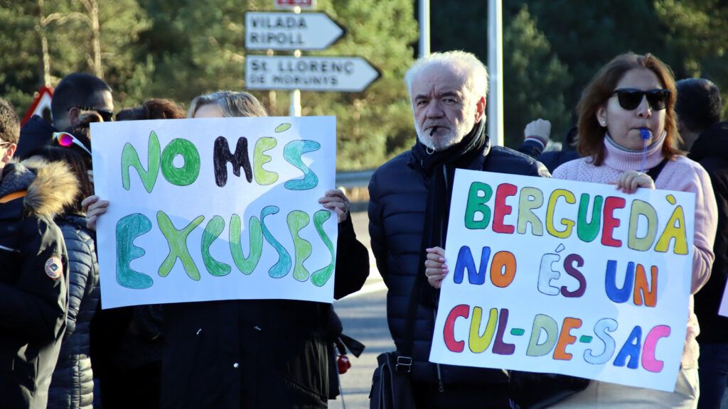 Tall de la C-16 per reclamar l'arribada de la T-Mobilitat al Berguedà | Laura Busquets/ACN