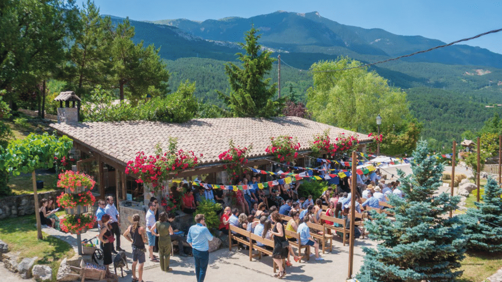 L'Agència de Desenvolupament del Berguedà va publicar una guia per promocionar els casaments a la comarca | Lluís Barniol (Parèntesis Grup)