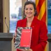 La consellera d'Economia, Alícia Romero, amb el projecte dels pressupostos per al 2026, al Parlament de Catalunya | Marc Font/ACN