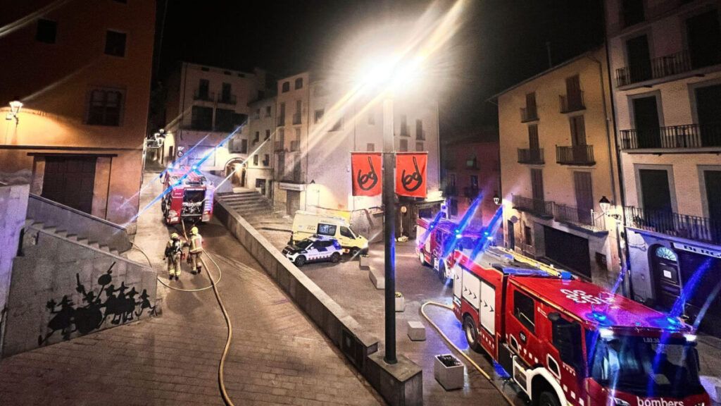 Incendi al carrer del carme 10 de Berga, el març del 2024 | M. M.